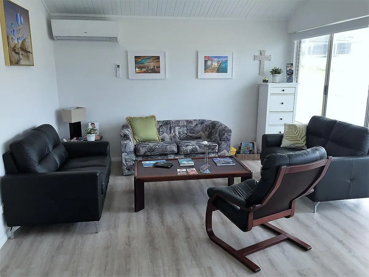 North Beach Bnb 퍼스 B&B